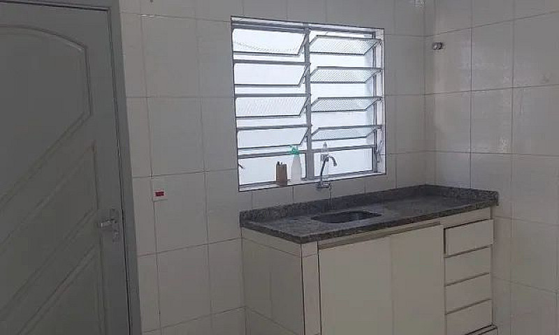 Casa Com 2 Dormitóri...