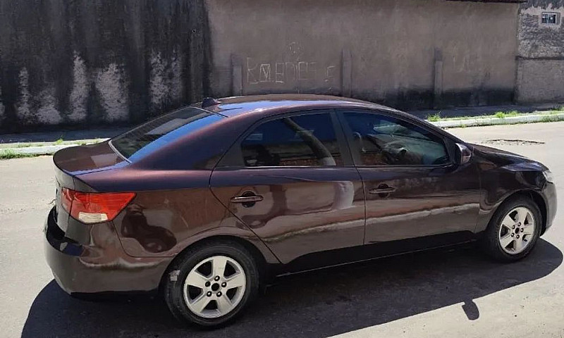 Kia Motors Cerato 1....