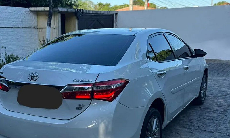Toyota Corolla Xei 2...
