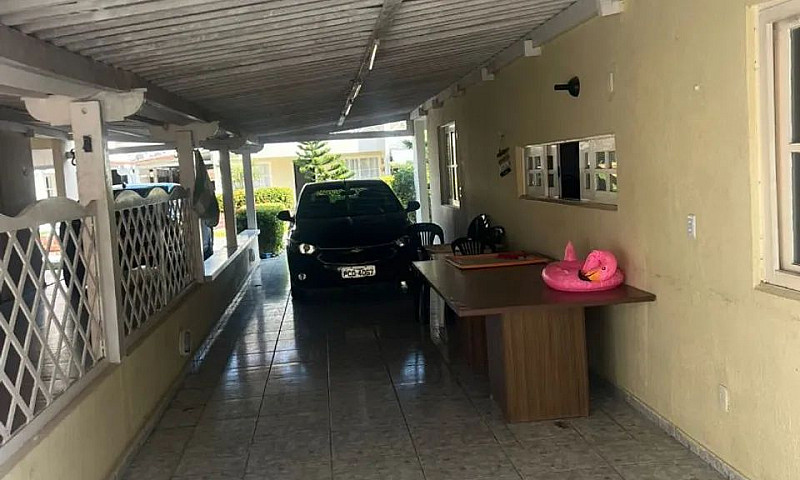 Casa Condomínio Fech...