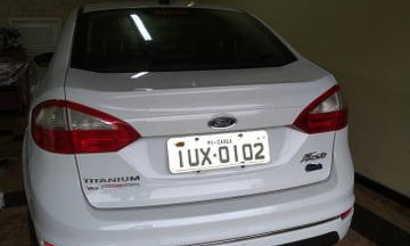 Ford Fiesta Titanium...