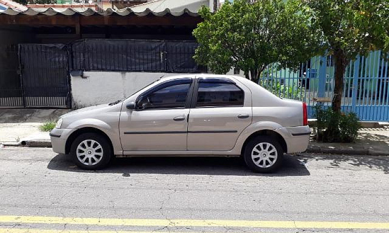 Renault Logan...