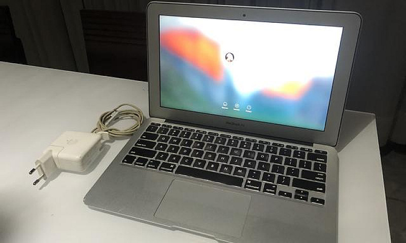 Macbook Air...