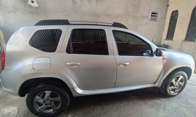 Duster Automática 2....