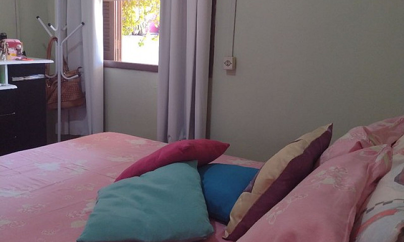 Vendo Ótima Casa De ...