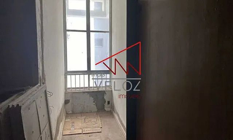Apartamento-À Venda-...