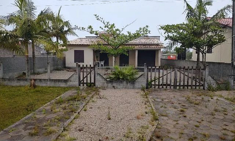 Casa De Praia Com 4 ...