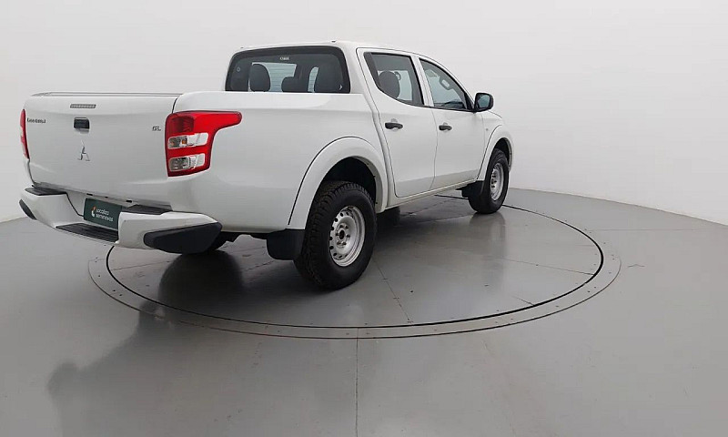 Mitsubishi L200 2.4 ...