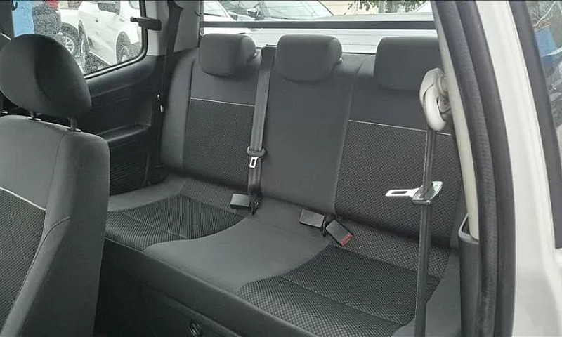 Volkswagen Saveiro C...