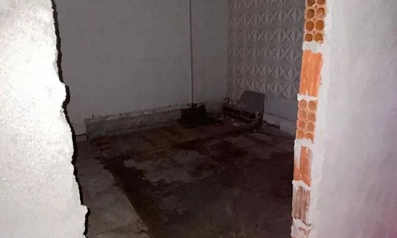 Vende Se Casa...