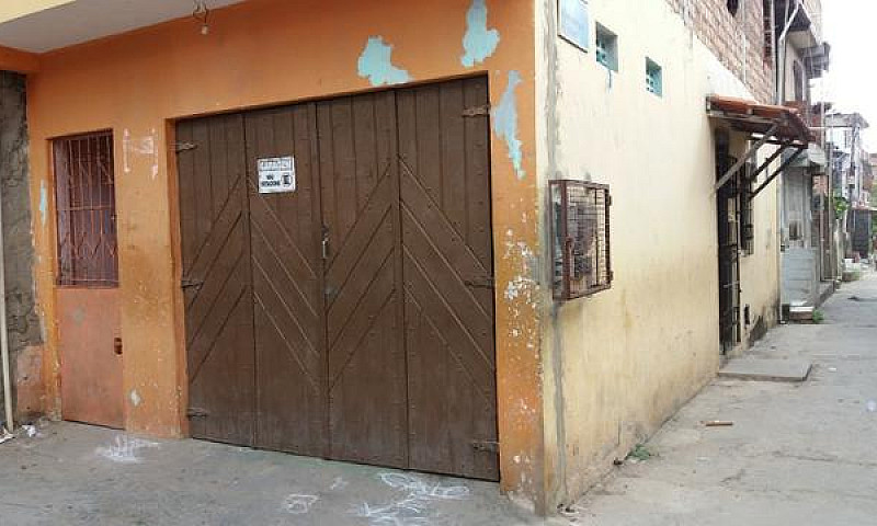 Vendo Casa Com Garag...