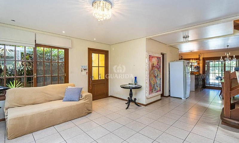 Casa Em Condomínio P...