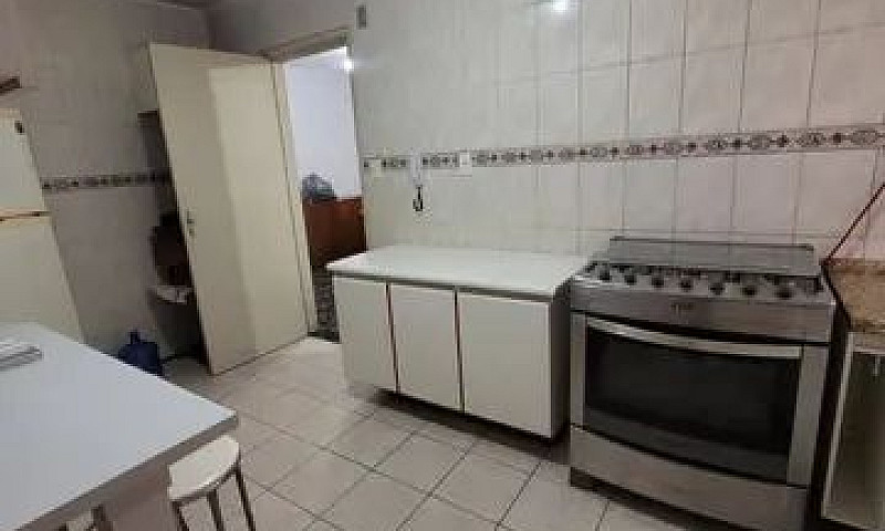 Apartamento À Locaçã...