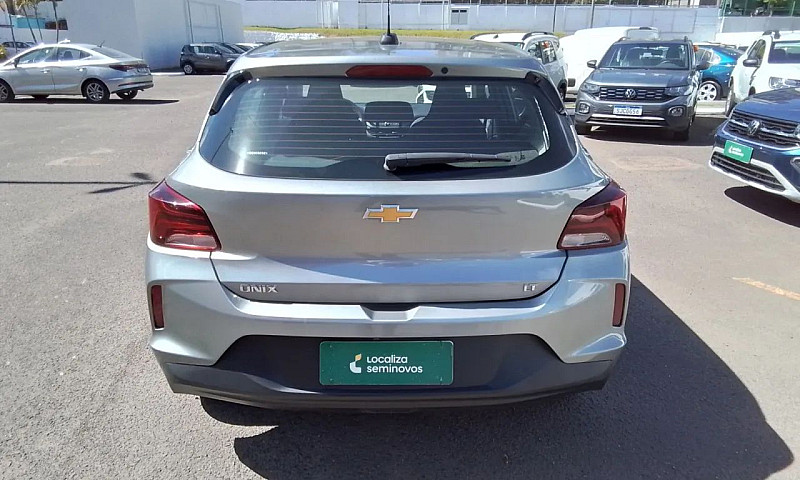 Chevrolet Onix Hatch...