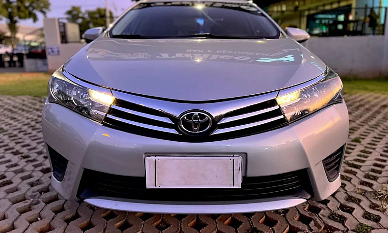 Toyota Corolla Gli 1...