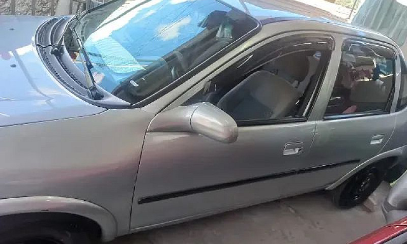 Chevrolet Classic Li...