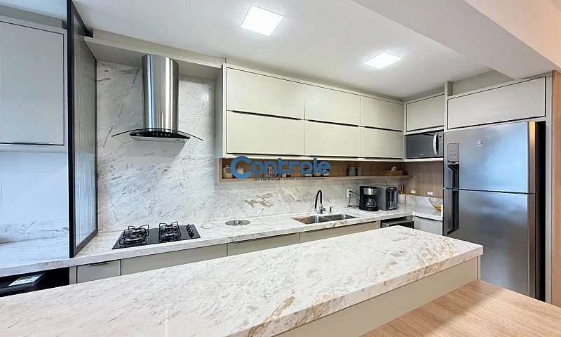 Apartamento Com 03 D...