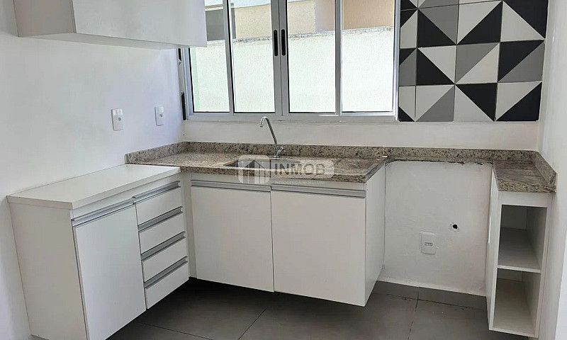 Casa Em Condomínio P...