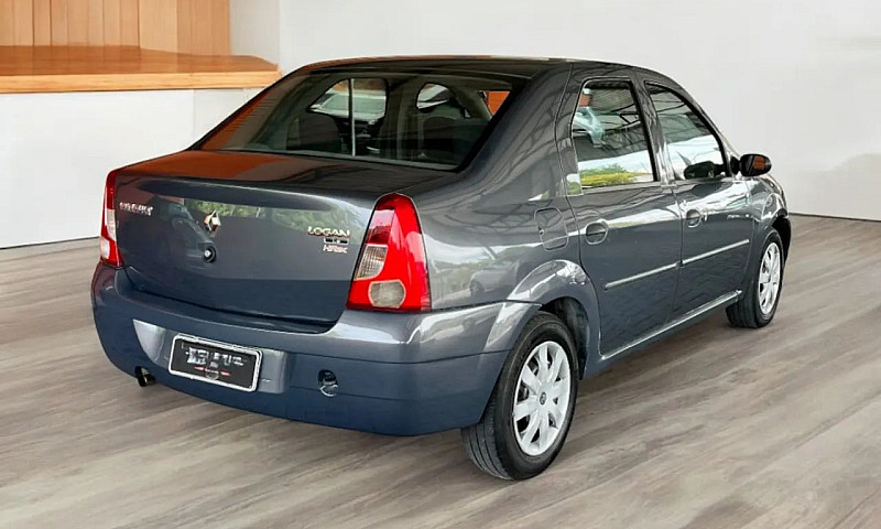 Renault Logan Expres...
