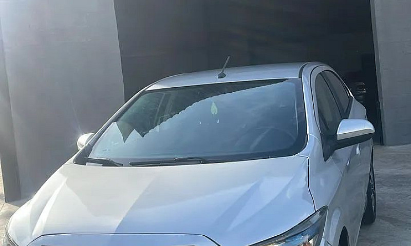 Chevrolet Onix Hatch...