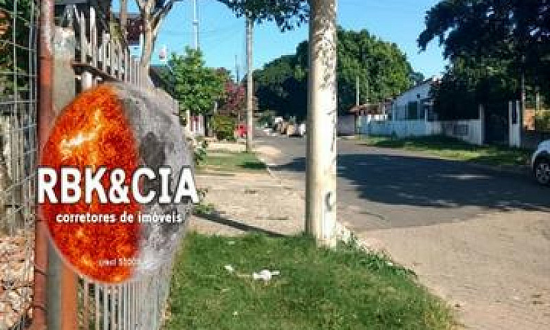 Casa Com 4 Dormitóri...
