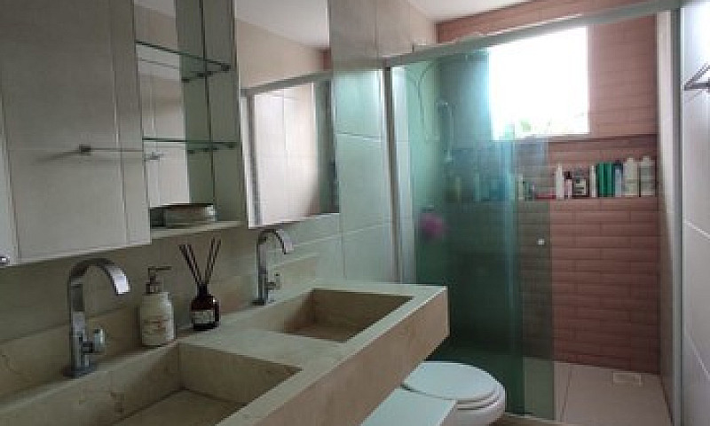 Casa Em Condomínio P...