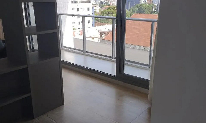 Apartamento De 1 Qua...