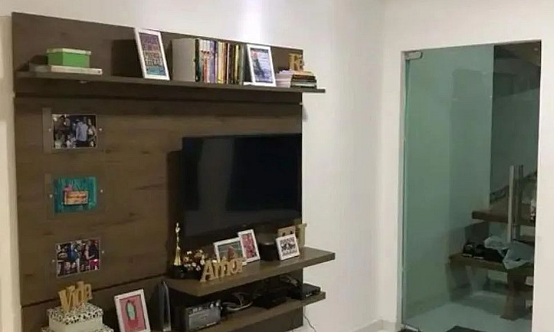 Casa Com Piscina Em ...