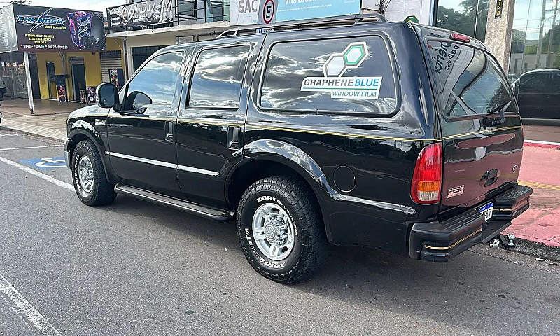 Ford F250 Tropivan 8...