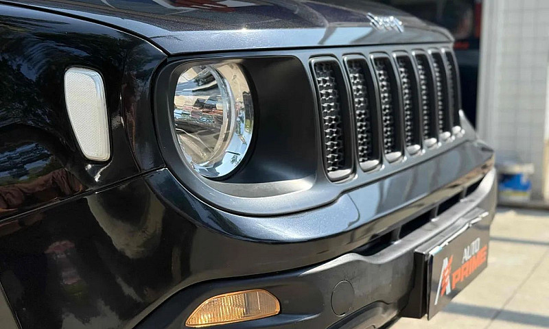 Jeep Renegade 1.8 4X...