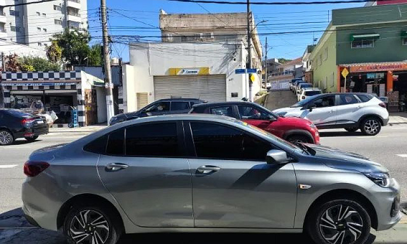 Chevrolet Onix Plus ...