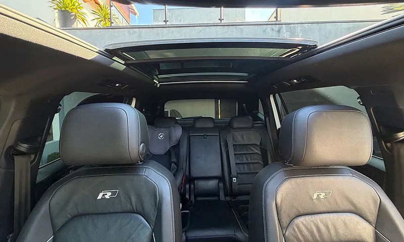 Volkswagen Tiguan Al...
