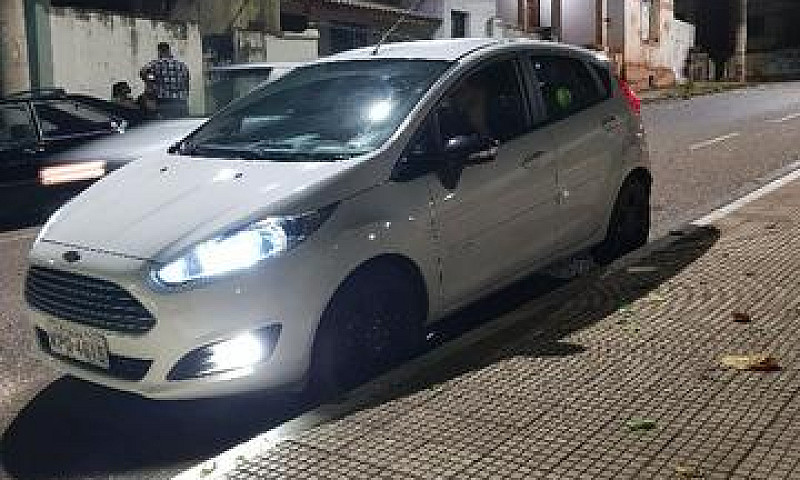 Ford Fiesta 1.6...