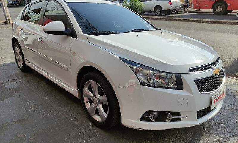 Gm-Chevrolet Cruze H...