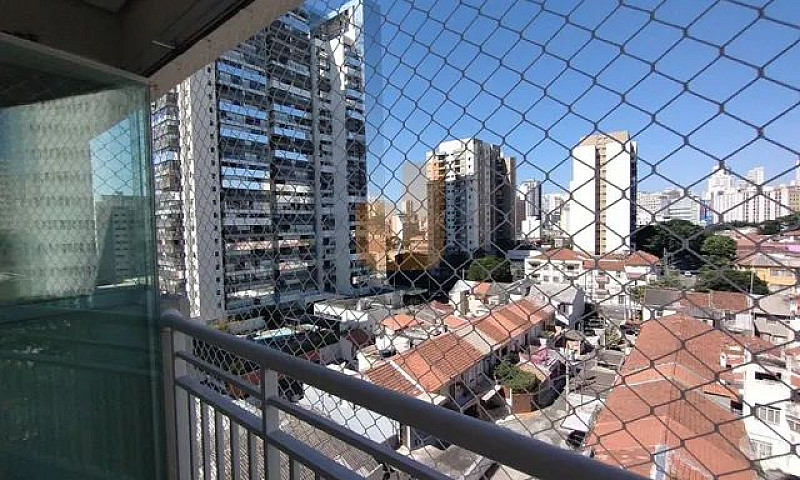 Apartamento Com Saca...