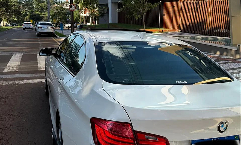 Bmw 528Ia M Sport 2....