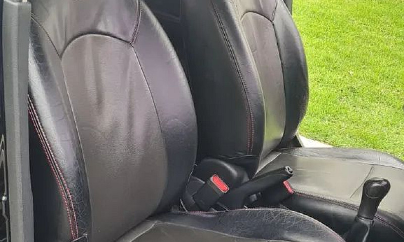 Nissan March Sv 1.6 ...