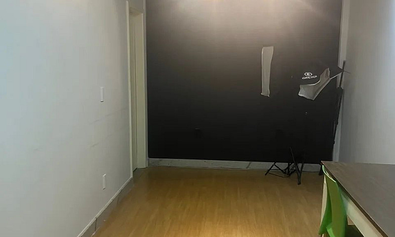 Alugo Casa 4 Quartos...
