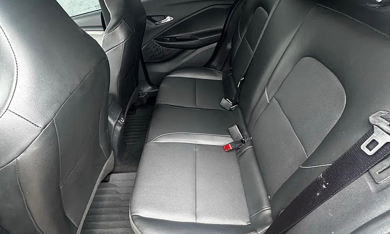 Chevrolet Onix Hatch...