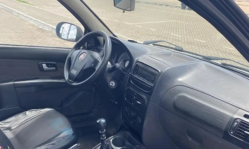 Fiat Strada Working ...