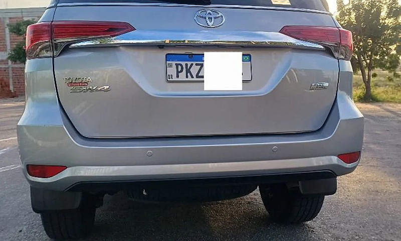 Toyota Hilux Sw4 Sr ...