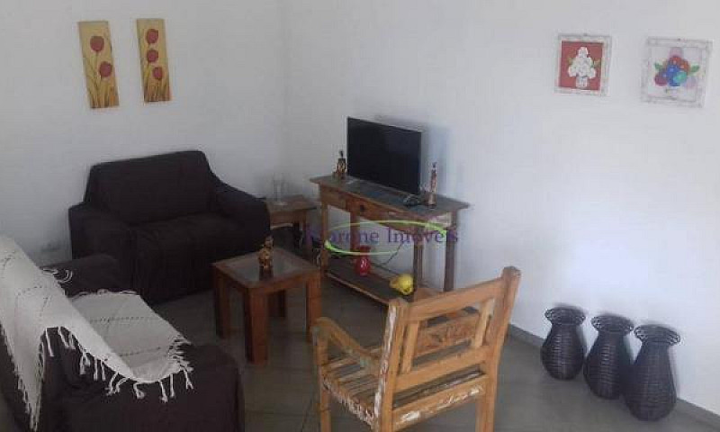 Casa Com 2 Dormitóri...
