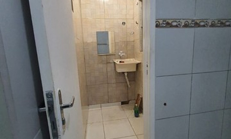 Alugo Apartamento...
