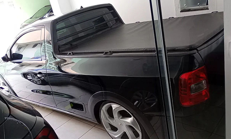 Volkswagen Saveiro 1...