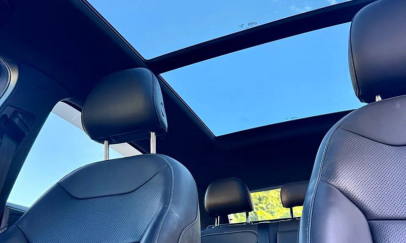 Volkswagen Taos High...