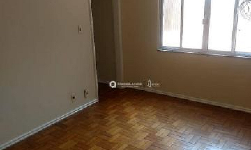 Apartamento Com 3 Qu...