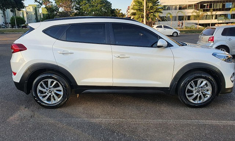 New Tucson 1.6 Gls -...