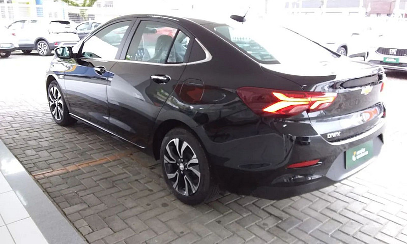 Chevrolet Onix Plus ...