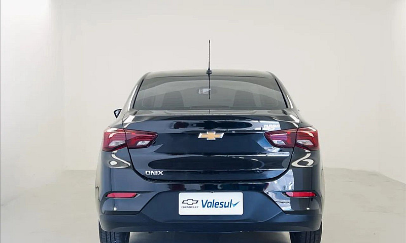 Chevrolet Onix Plus ...