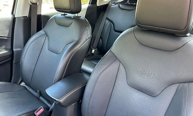 Compass 4X4 Diesel 2...